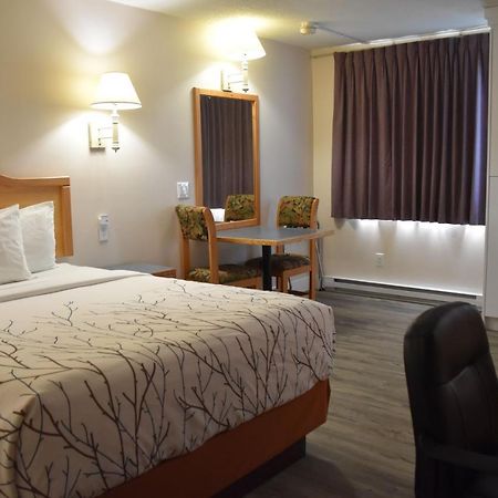 Canadas Best Value Inn & Suites-Castlegar Εξωτερικό φωτογραφία