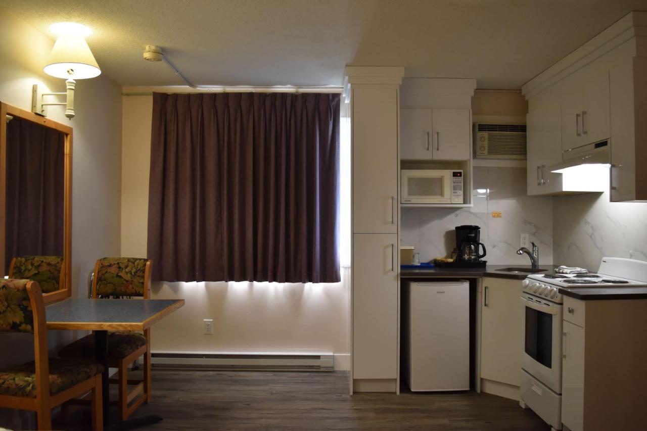 Canadas Best Value Inn & Suites-Castlegar Εξωτερικό φωτογραφία