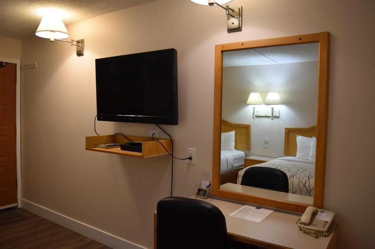 Canadas Best Value Inn & Suites-Castlegar Εξωτερικό φωτογραφία